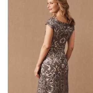 Tadashi Shoji Odette Sequin Dress - Silver size 4